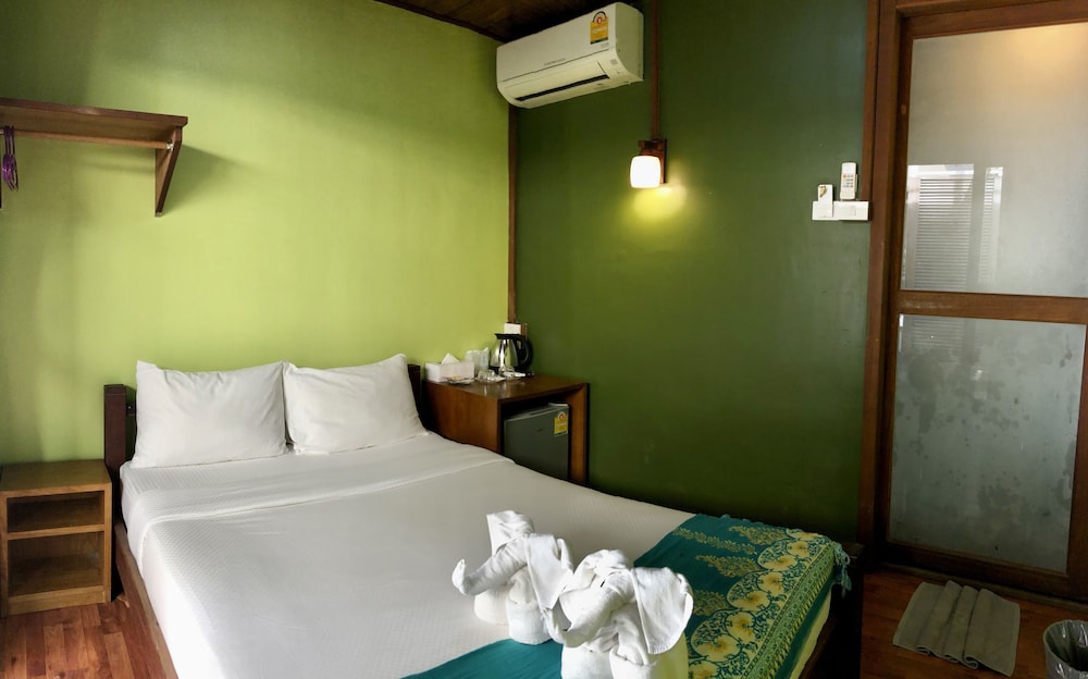The Noi Guesthouse Koh Lipe 7/26