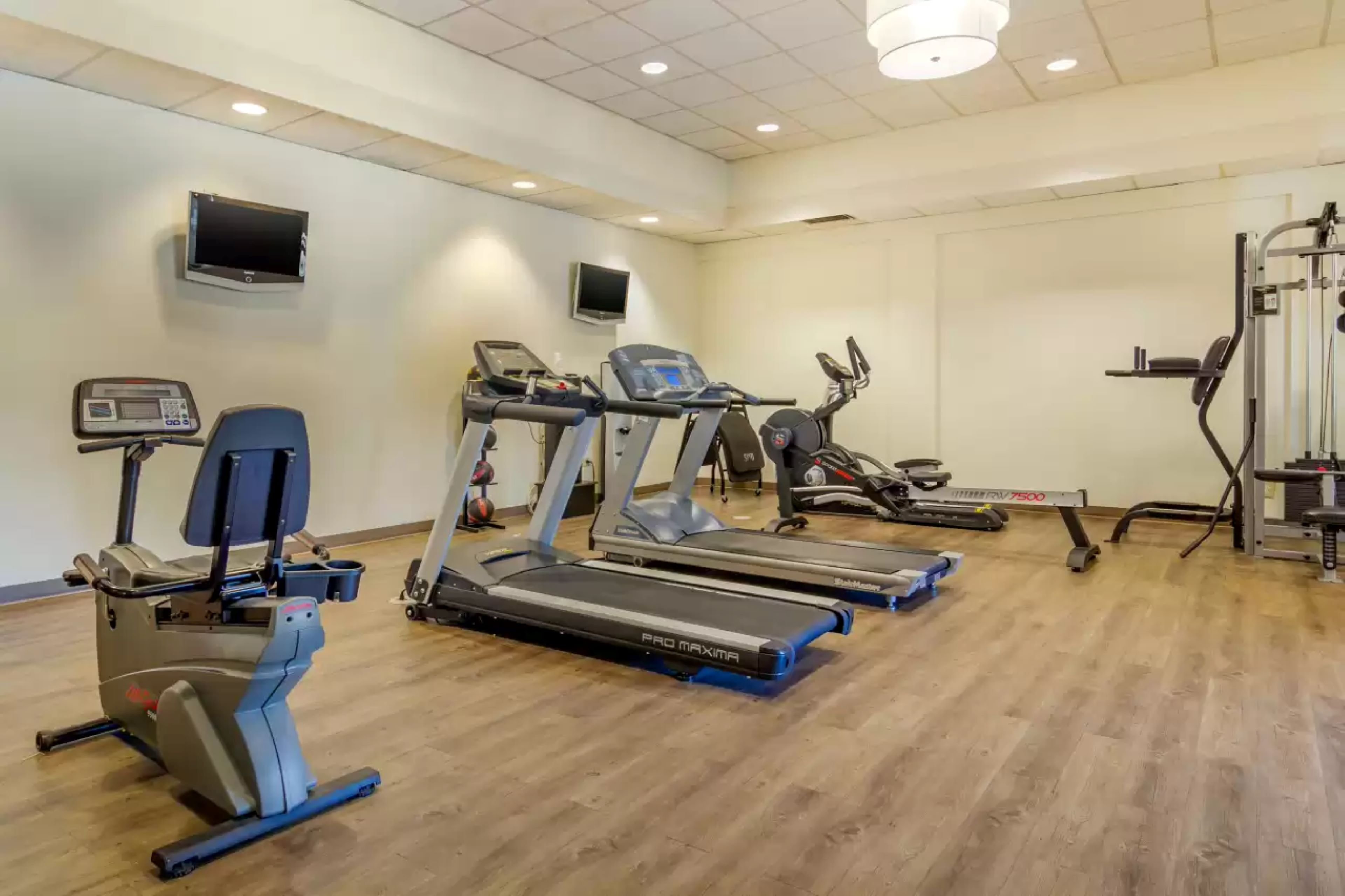 Holiday Inn Express Denver Central - North 38/64