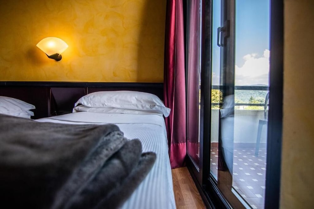 Hotel Concorde 27/48