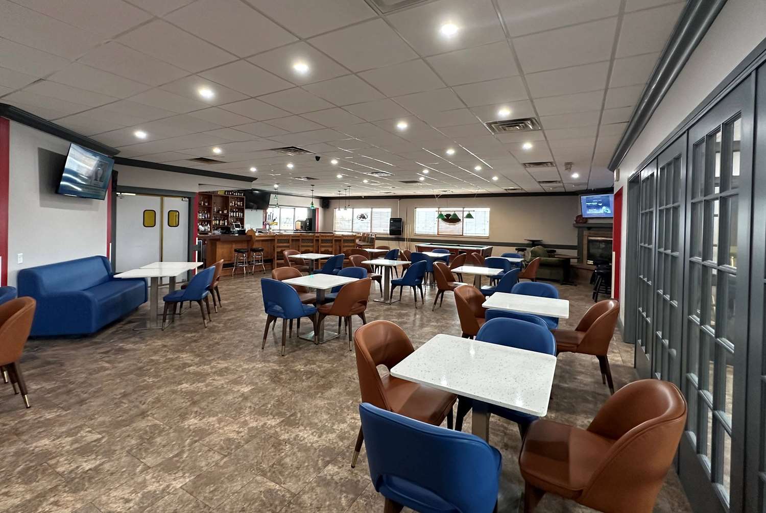 Ramada by Wyndham Waupaca 13/22