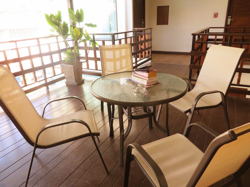 Goldenbell Hotel Chiangmai 59/60