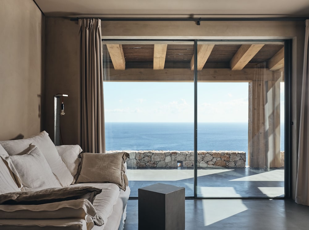 Vais Luxury Villas 4/55