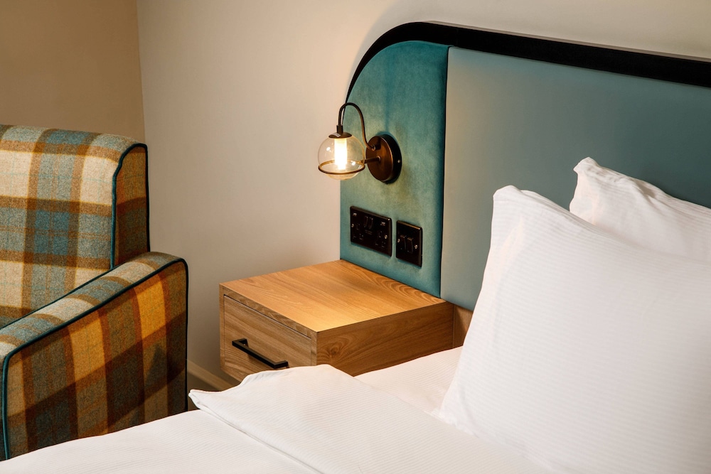 Delta Hotels Warwick 23/71