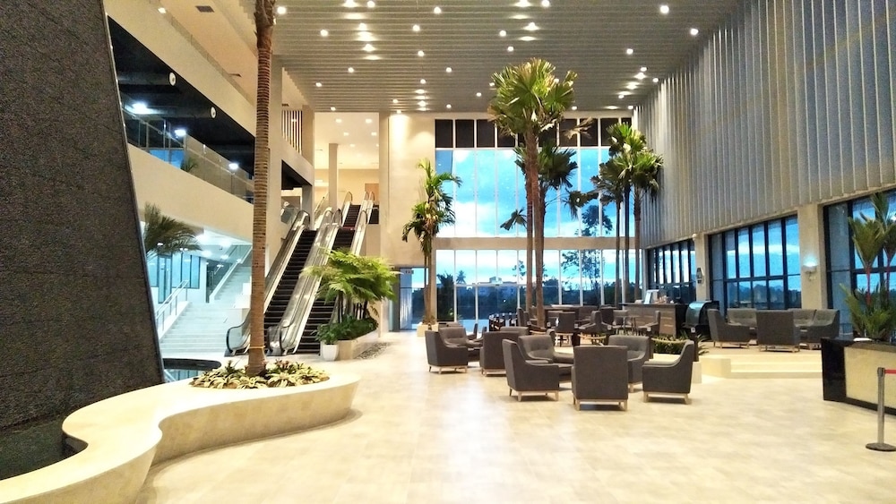 UCSI HOTEL KUCHING 62/72