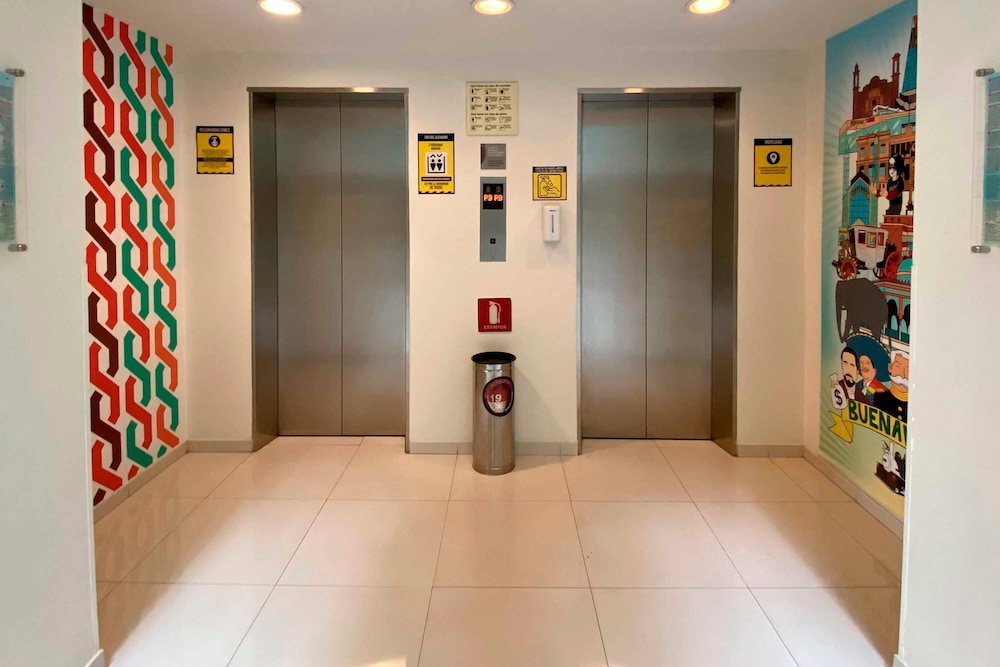 Hotel MX forum buenavista CDMX, Trademark by Wyndham 5/50