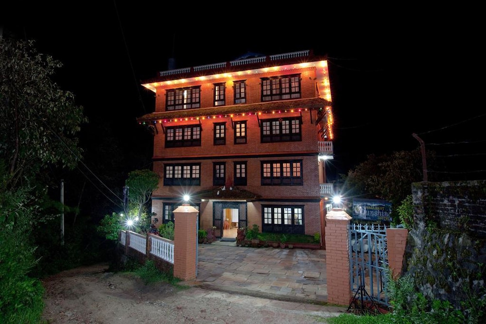 Nagarkot Sunshine Hotel 9/42