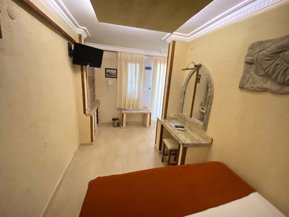 Golden Stone Butik Otel 27/50