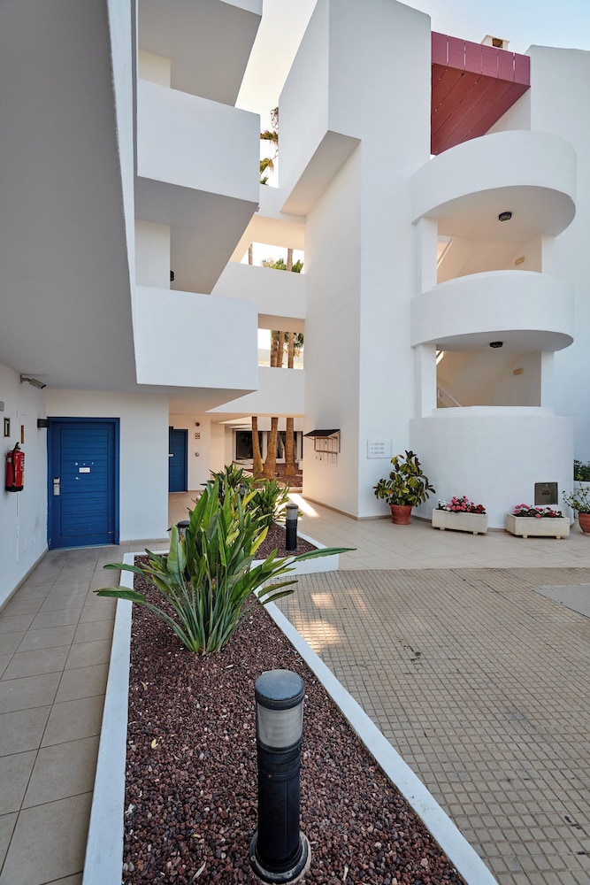 Hipotels Apartamentos Cala Bona 8/56