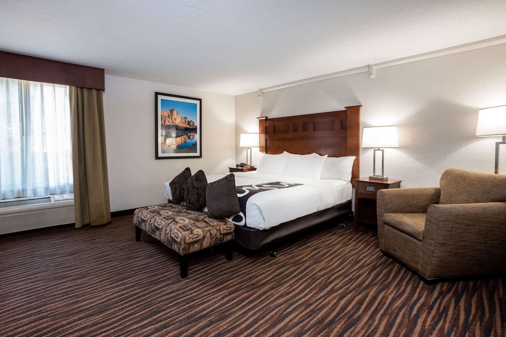 La Quinta Inn by Wyndham Bend 12/41