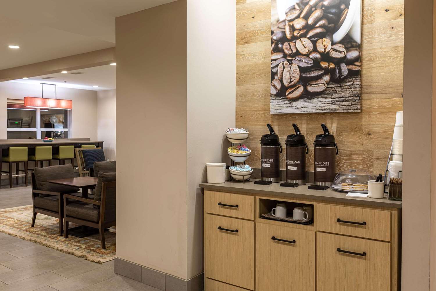 Country Inn & Suites By Radisson, Anderson, SC 26/34