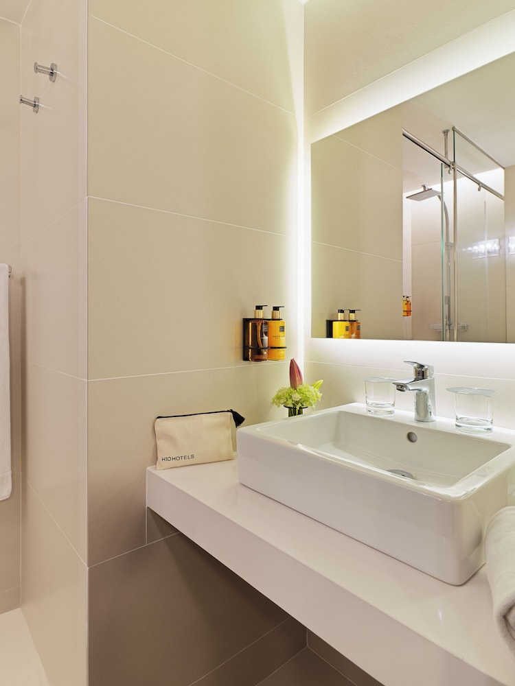 H10 Urquinaona Plaza Hotel 72/72
