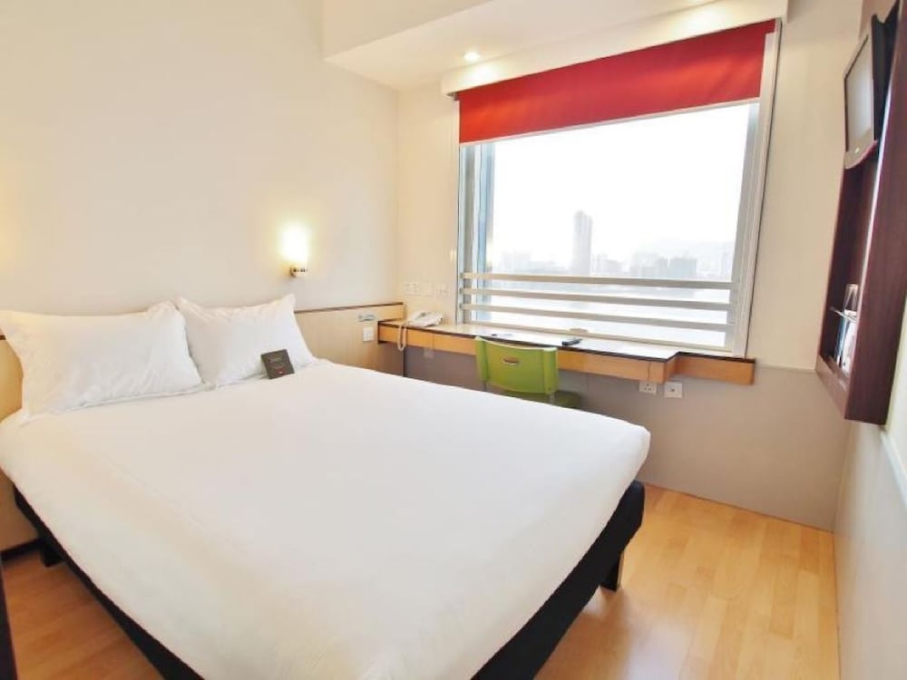 SUPERIOR, DOUBLE BED, HARBOUR VIEW