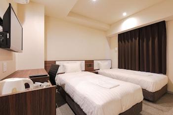 Room, Single, 2 Double Beds, No Cleaning Services