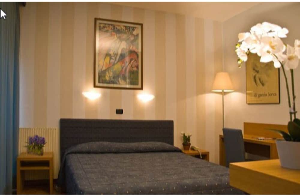 Hotel Clarici 26/39