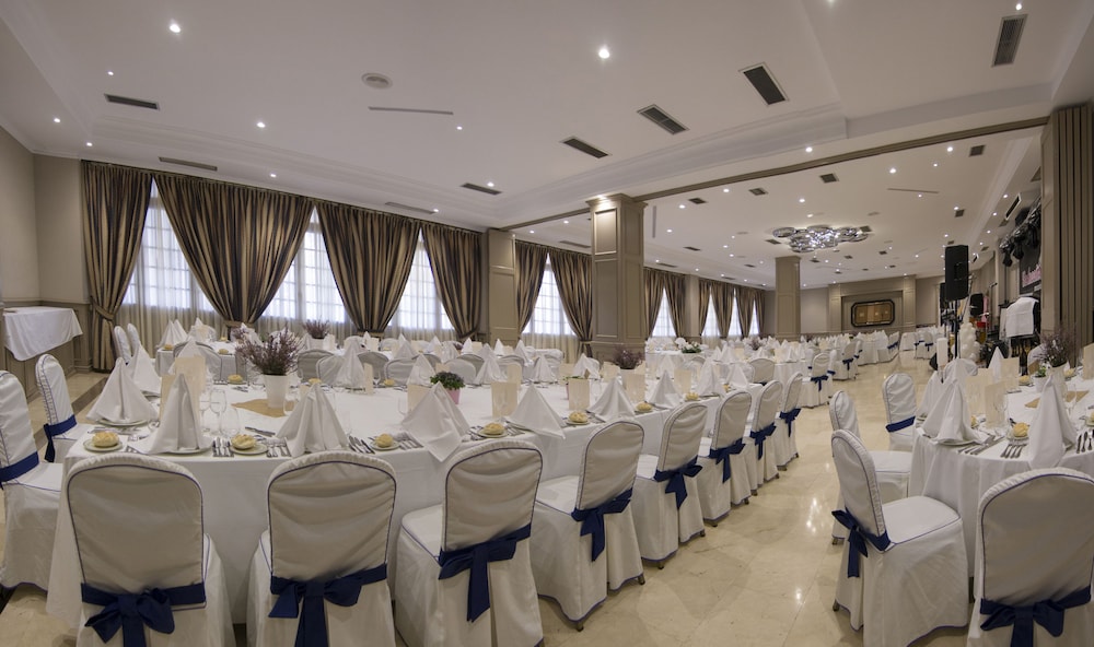 Hotel Castilla Vieja 29/33