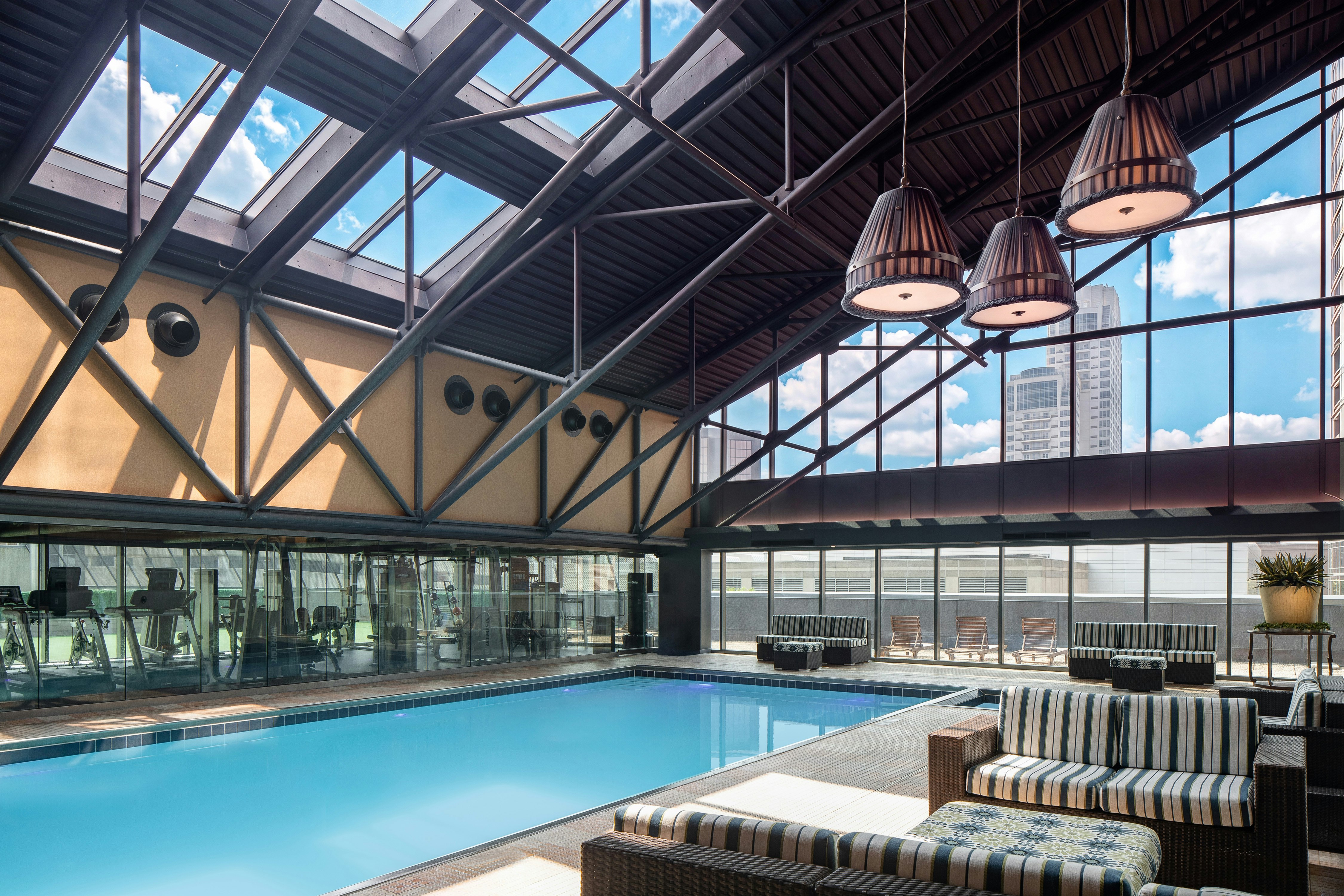 Amway Grand Plaza, Curio Collection by Hilton 30/65