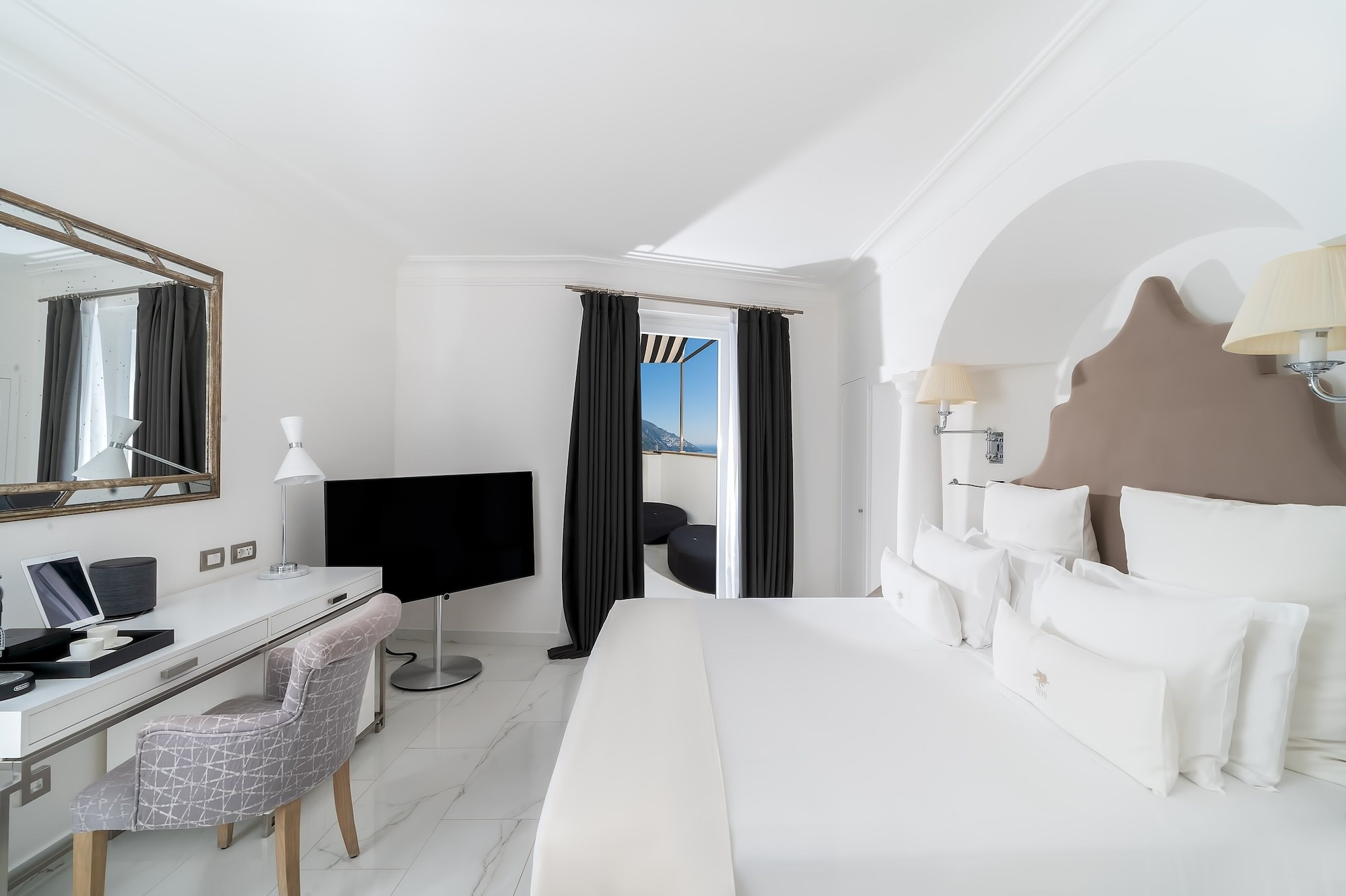 Room, King Bed, Terrace