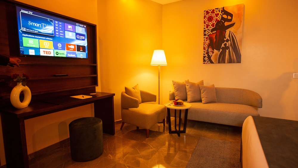 Fourteen hotel Ain Sebaa 13/25