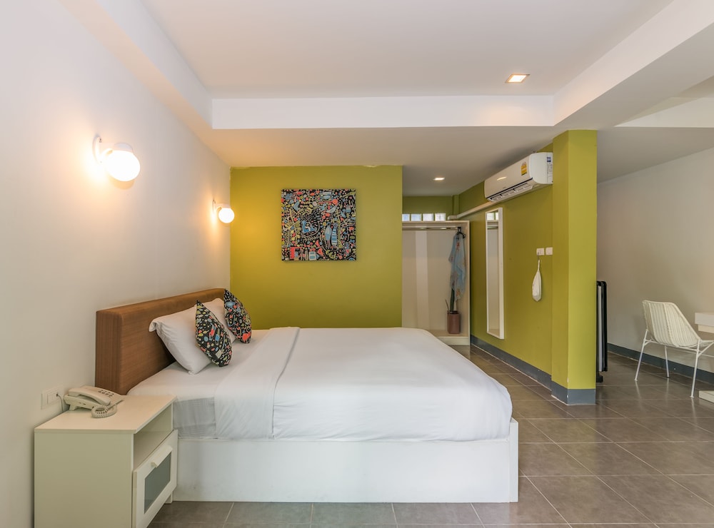 Lantana Pattaya Hotel And Resort 12/76