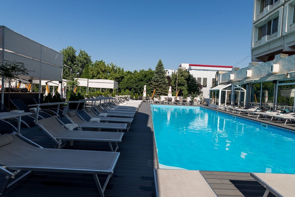 North Star Continental Resort 13/55