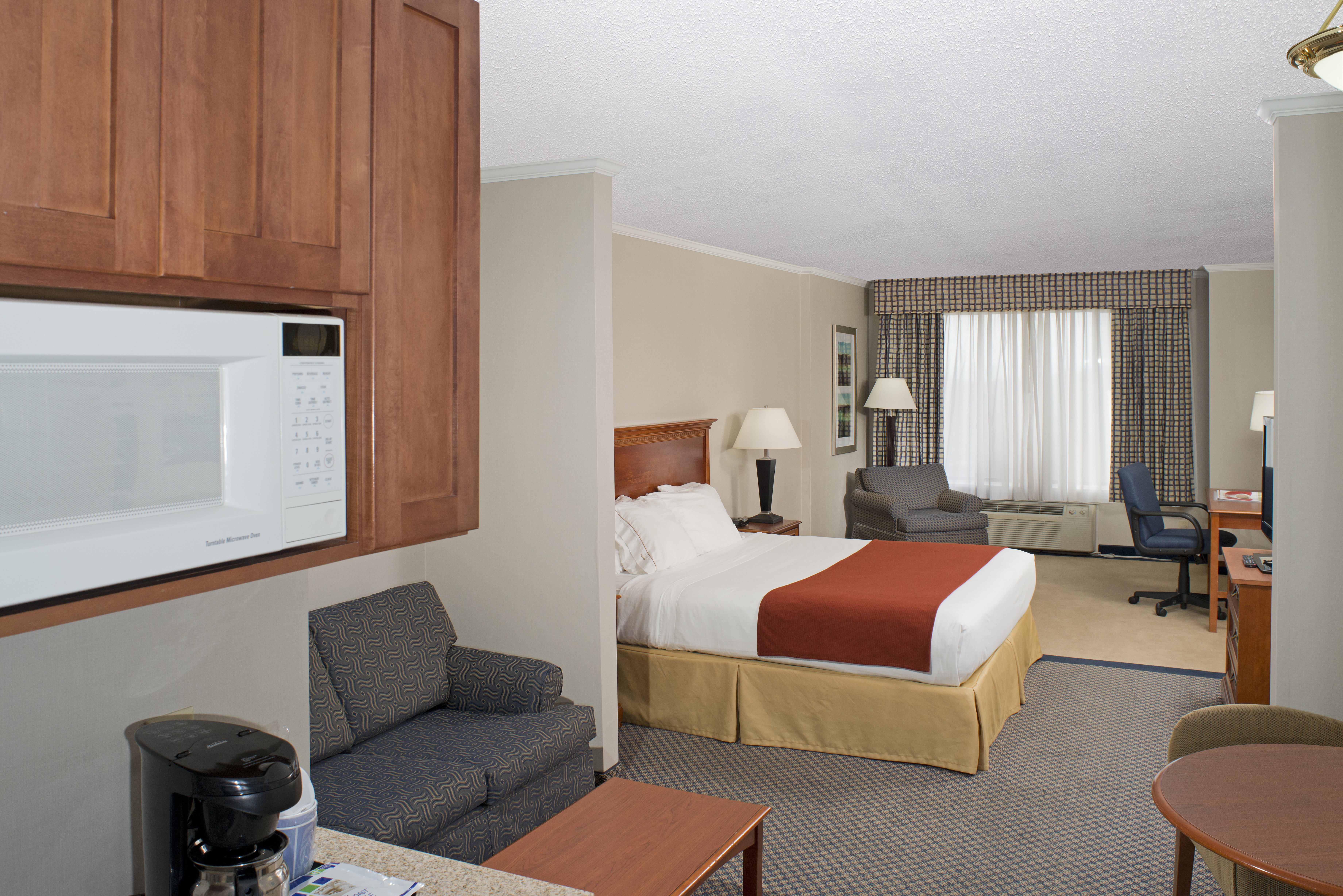 Holiday Inn Express & Suites East Greenbush(Albany-Skyline) 13/57