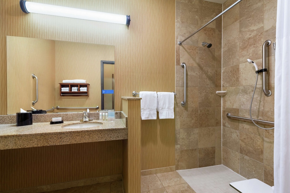 Hampton Inn Abilene 14/29