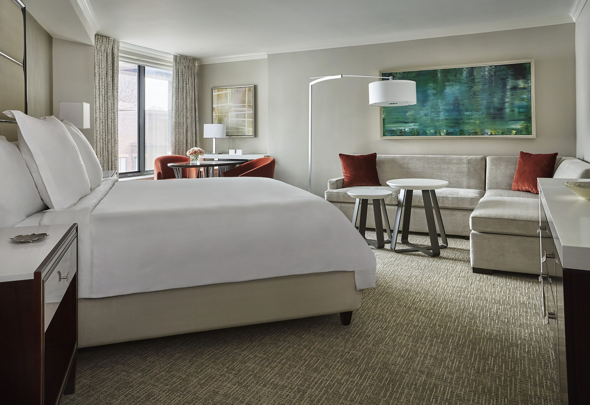 GRAND, PREMIER, 2 DOUBLE BEDS, ACCESSIBLE