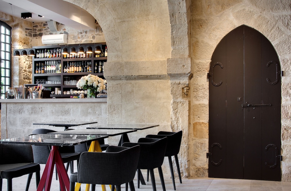 Boutique Hotel des Remparts 29/50