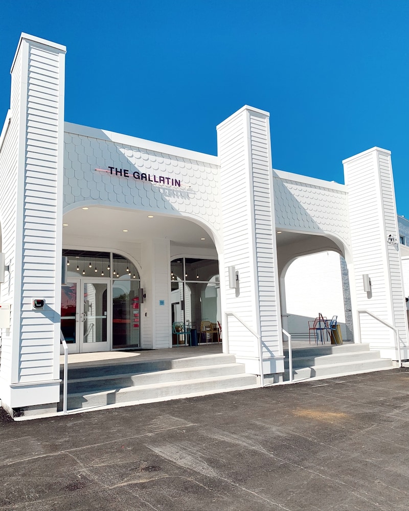 The Gallatin Nashville image