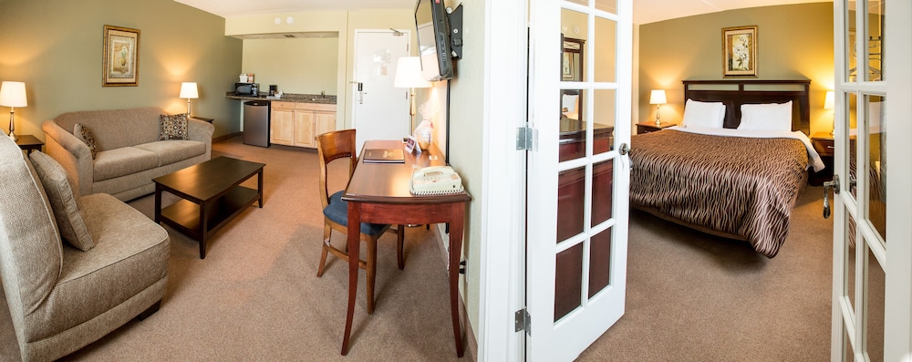 Travelodge by Wyndham Regina 37/65