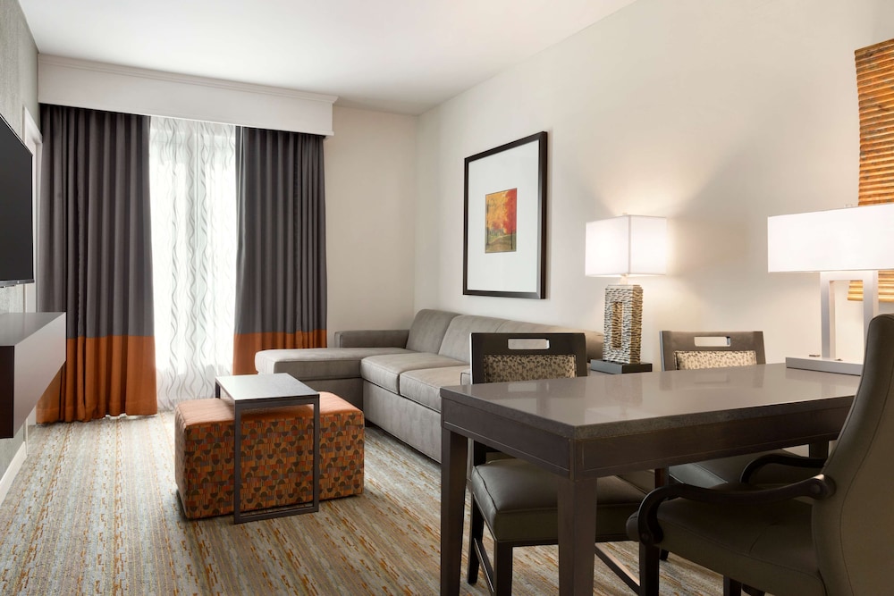 Embassy Suites By Hilton Greenville Downtown Riverplace 39/64