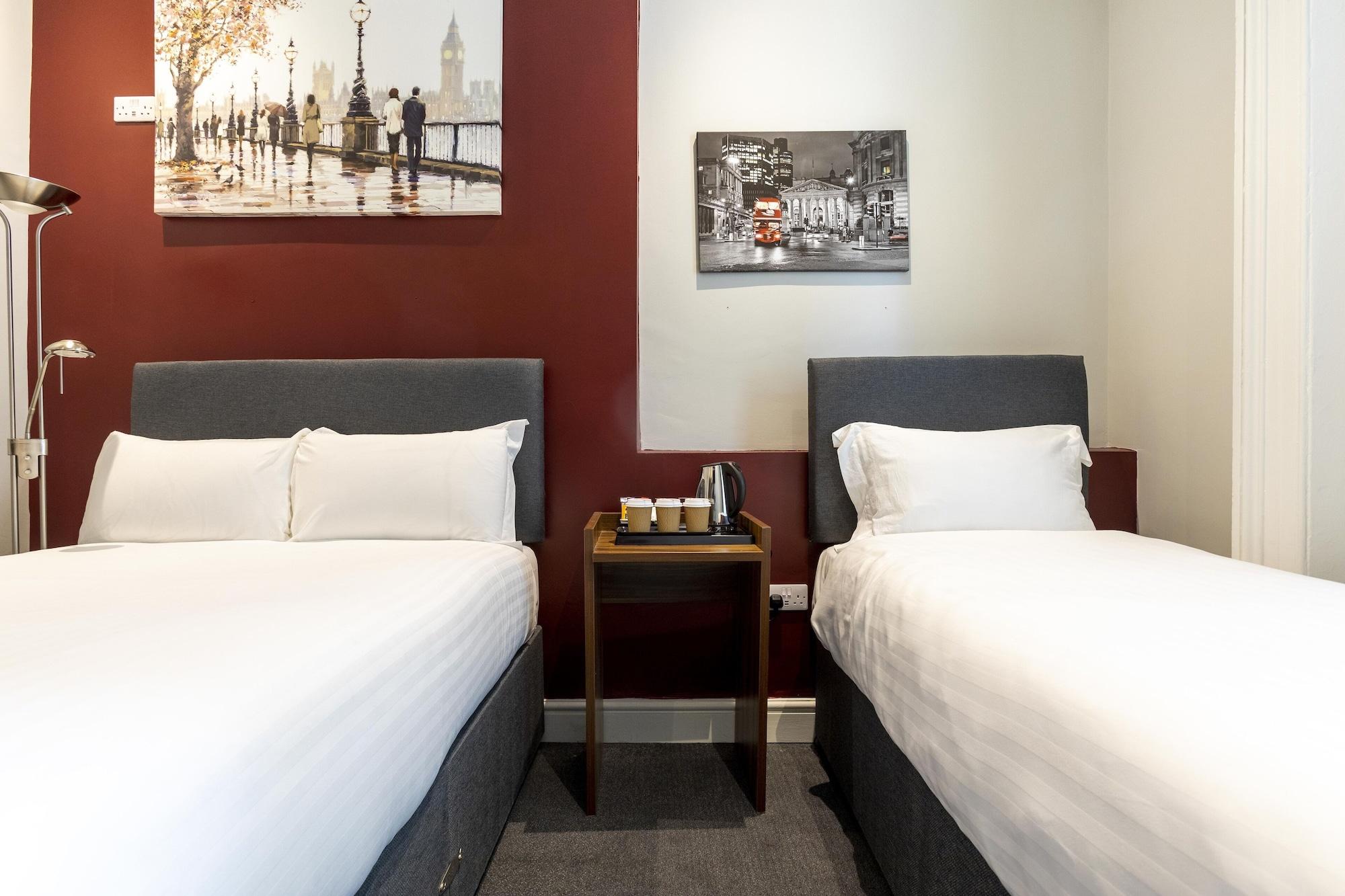 Family, Multiple Beds