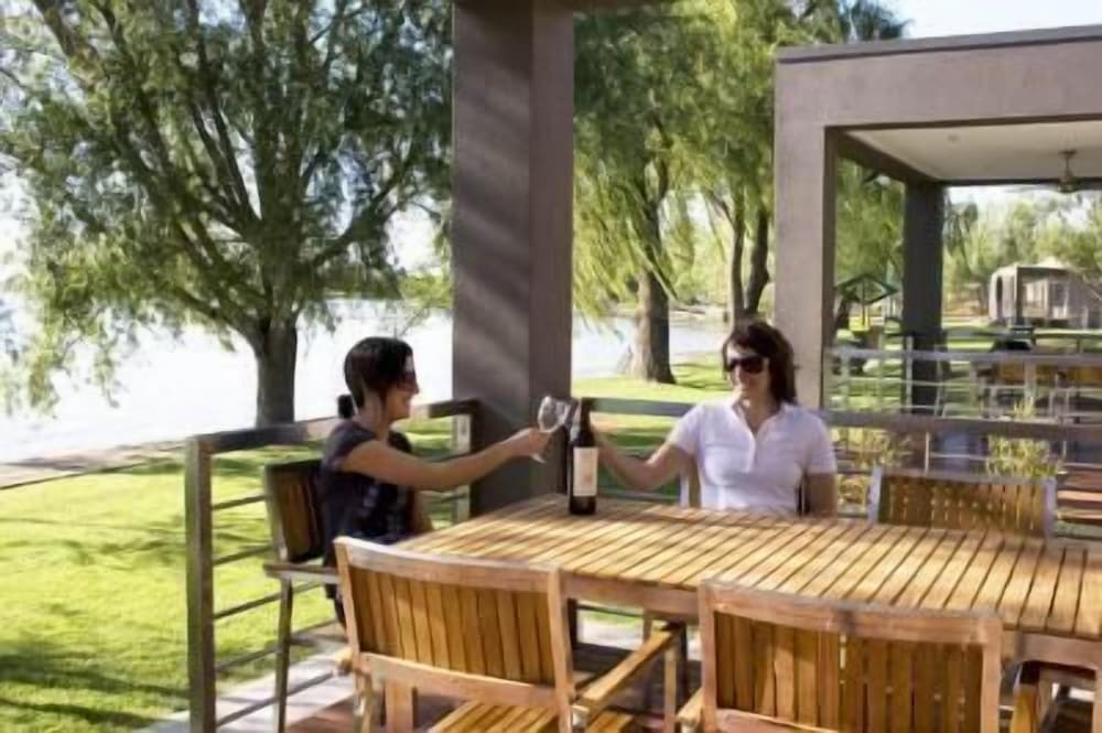 Ski Club Holiday Park 14/19