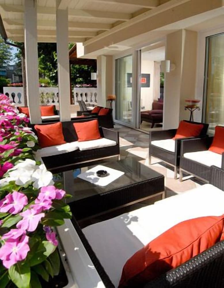 Hotel Pacific 20/39