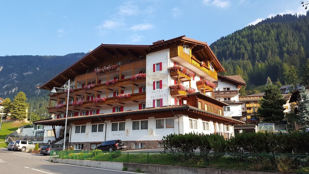 ASTORIA HOTEL - CANAZEI 2/66