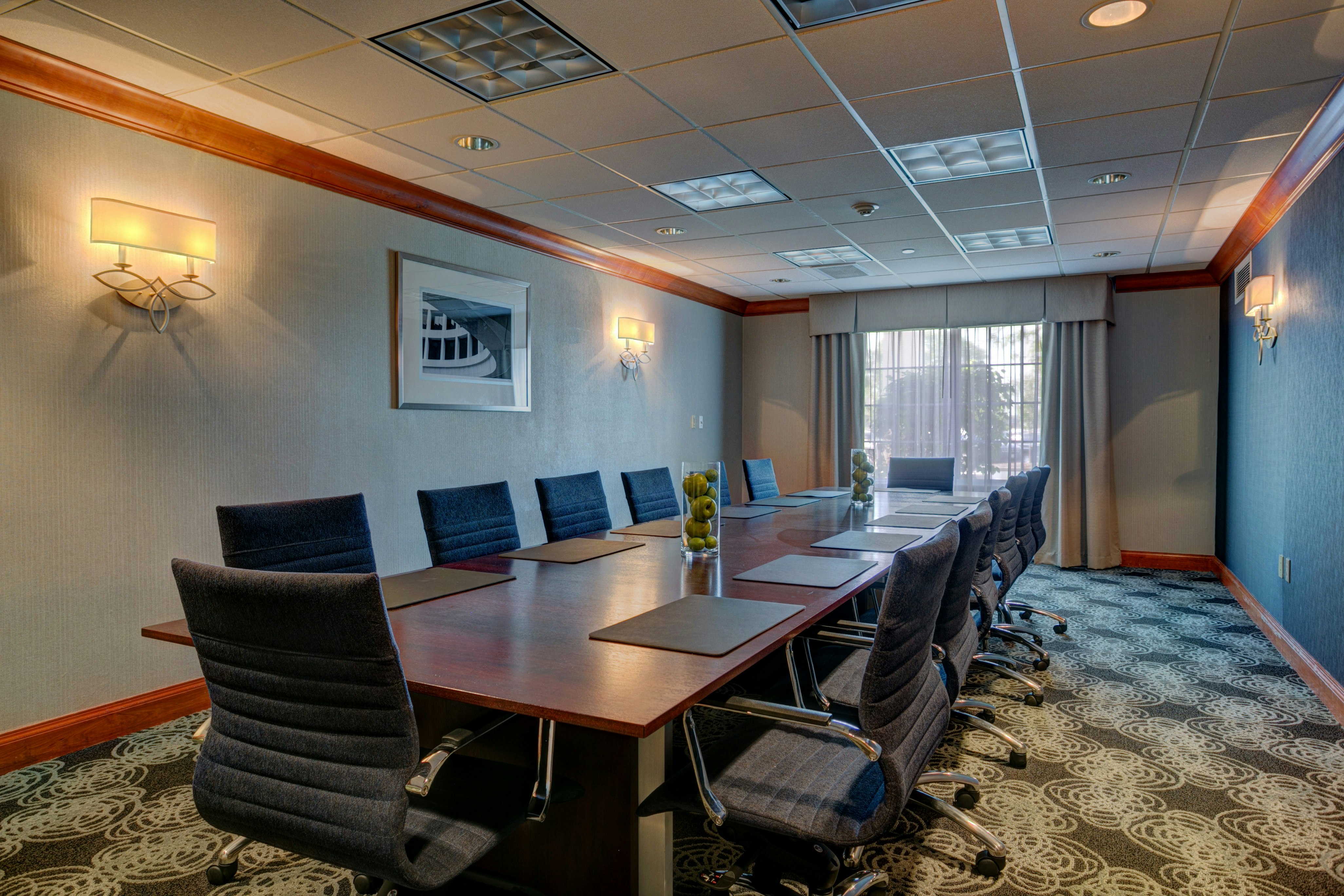 Holiday Inn Hotel And Suites Milwaukee Airport 30/36