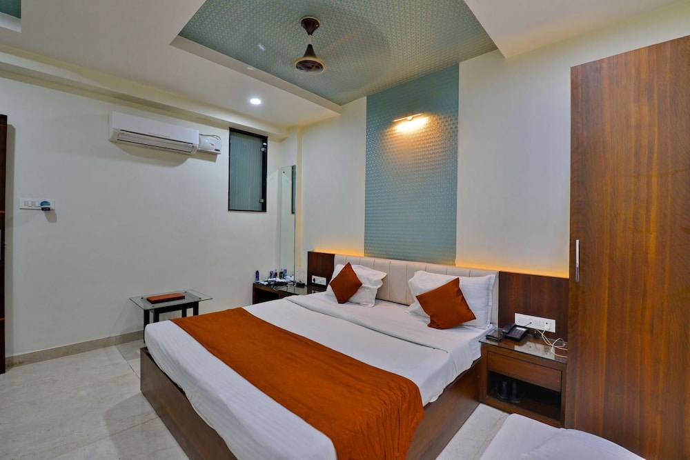 غرفة سوبيريور بسرير مزدوج، HOTEL TILAK 2/10