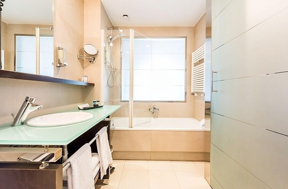 Mercader Hotel 47/50