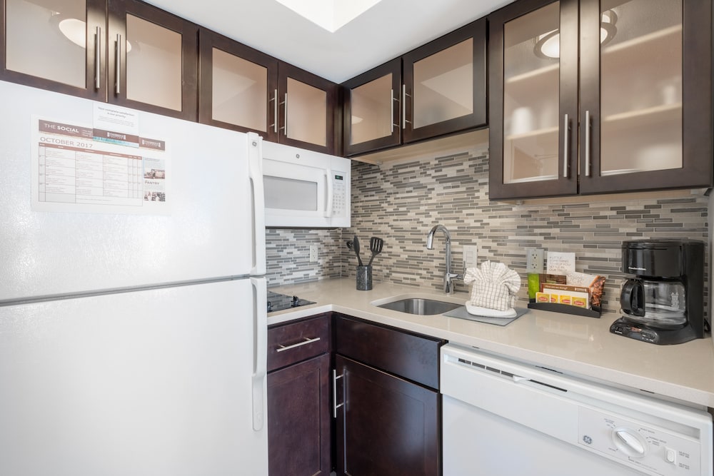 Staybridge Suites Wilmington Newark 18/44