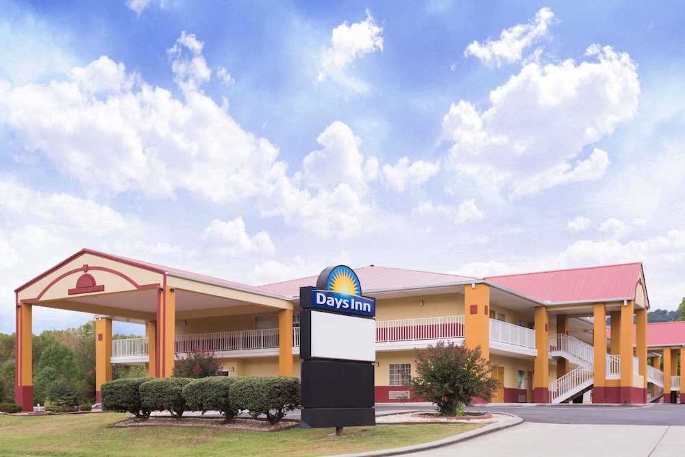 Days Inn by Wyndham Trenton 1/17