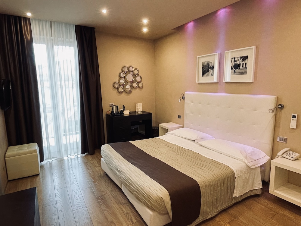 STANDARD, DOUBLE OR TWIN BED