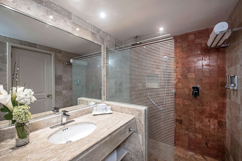 Iberostar Waves Quetzal 50/50