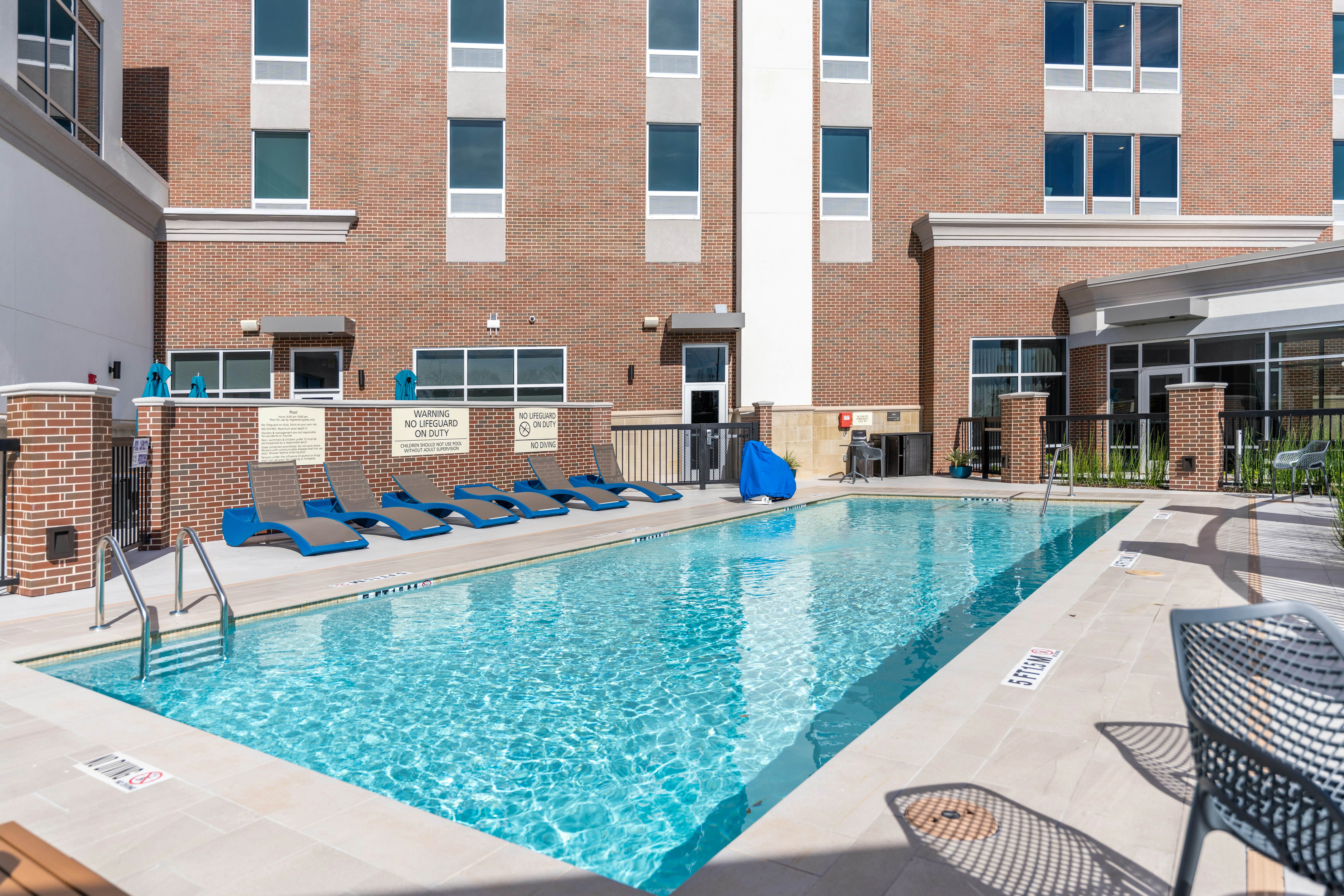Hampton Inn Suites Houston Sugar Land 34/34