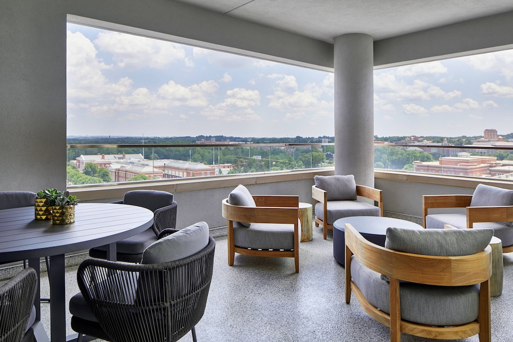 UNC Charlotte Marriott Hotel & Conference Center 36/47