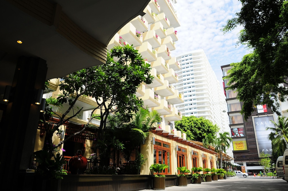 Golden Beach Hotel Pattaya photo1
