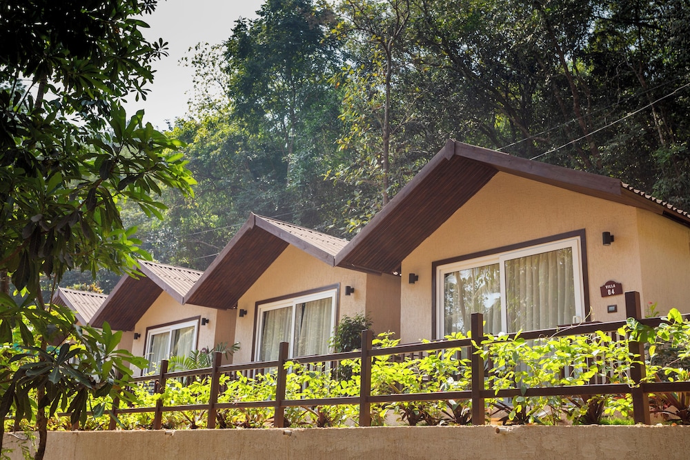 Stone Wood Nature Resort 36/43