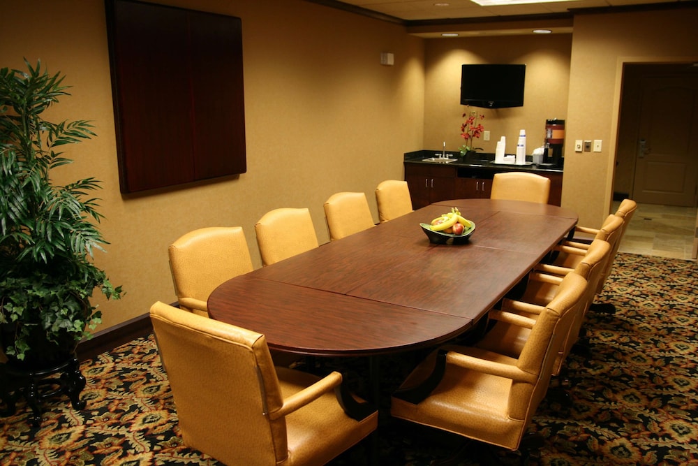 Hampton Inn & Suites Mobile Providence Park/Airport 47/56