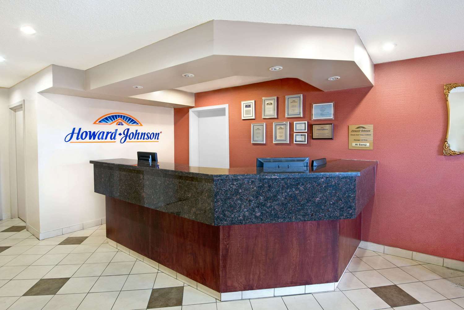 Deer Park Inn Red Deer 2/5