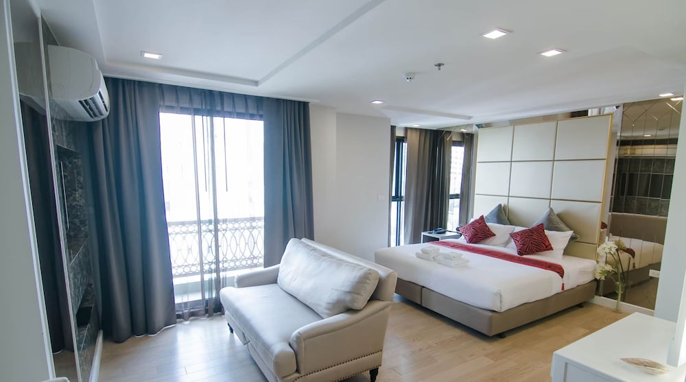 Hope Land Hotel & Residence Sukhumvit 8 18/77