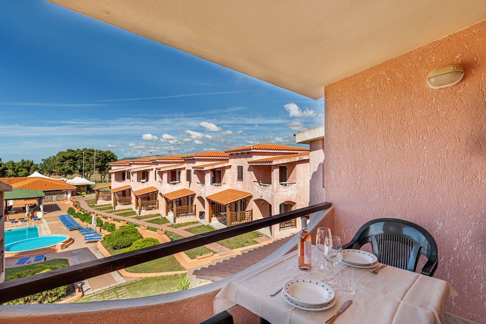 Marina Manna Hotel Club Village 5/53